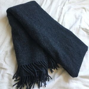 Aritzia Dark Gray 100% Wool Blanket Scarf